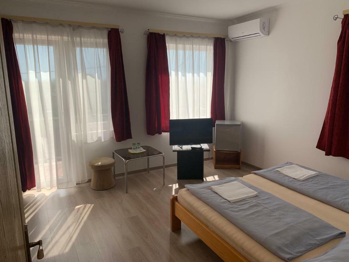 Aranyszarvas-Goldener Hirsch Pension Zalakaros Buitenkant foto